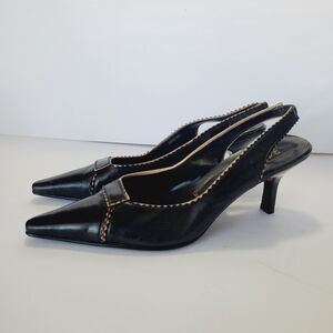 Vintage BCBG Black Pointed Slingback Kitten Heels Size 7.5